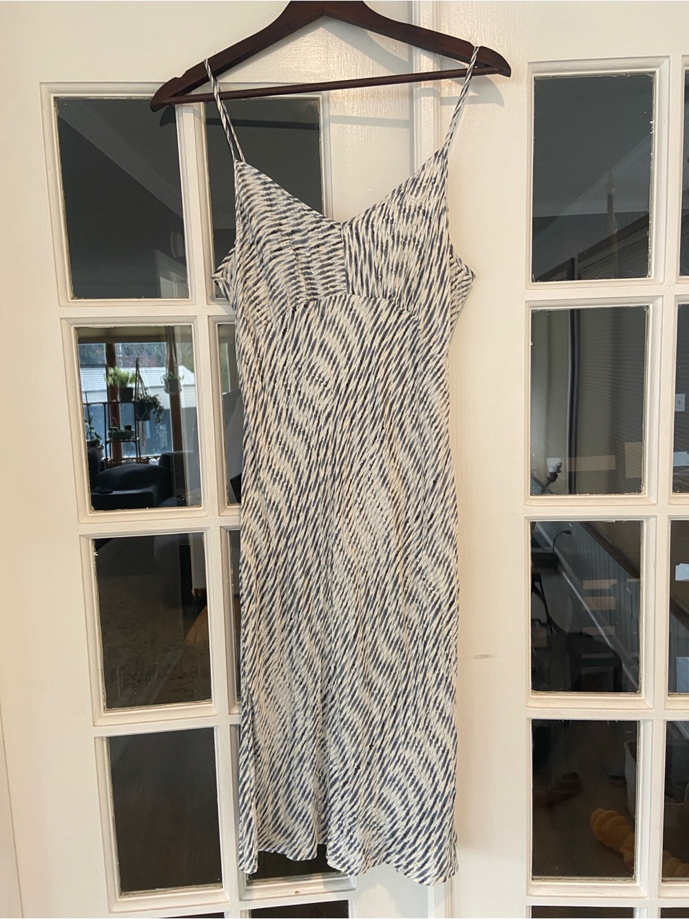 Banana Republic Navy and White Y2K Style Spaghetti-Strap Slip Dress